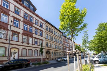 Frisch Sanierte Dachgeschosswohnung mit Stellplatz in Erfurt-Süd, 99099 Erfurt, Dachgeschosswohnung