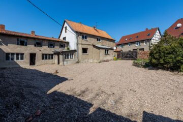 Großes Grundstück für Neubau nahe Erfurt – Hofanwesen, 99195 Nöda, Wohngrundstück