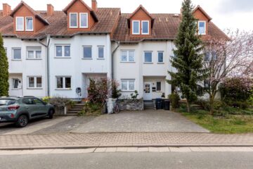 ***Reserviert*** Charmantes Einfamilienhaus mit großzügigem Raumangebot und Garten, 99092 Erfurt, Reihenmittelhaus