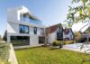 Zwei Luxusvillen in Erfurt-Süd mit großzügigem Grundstück und Pool - eine einmalige Chance - Gartenansicht