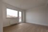 Neu sanierte Mietwohnung in Gotha - Wohnzimmer